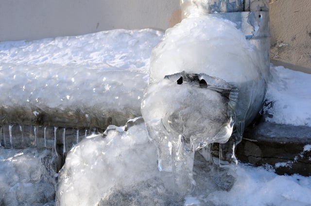 how to prevent your pipes from freezing